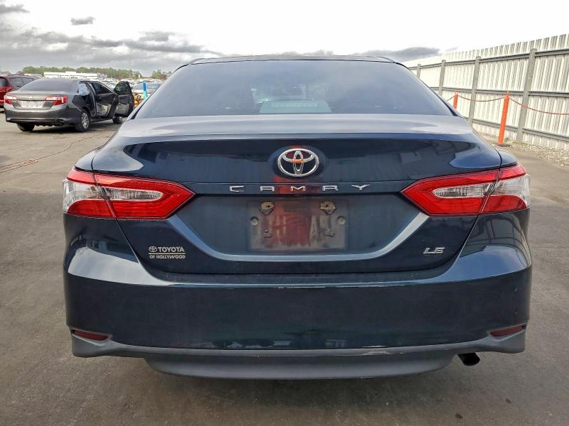 Фото 6 - TOYOTA CAMRY