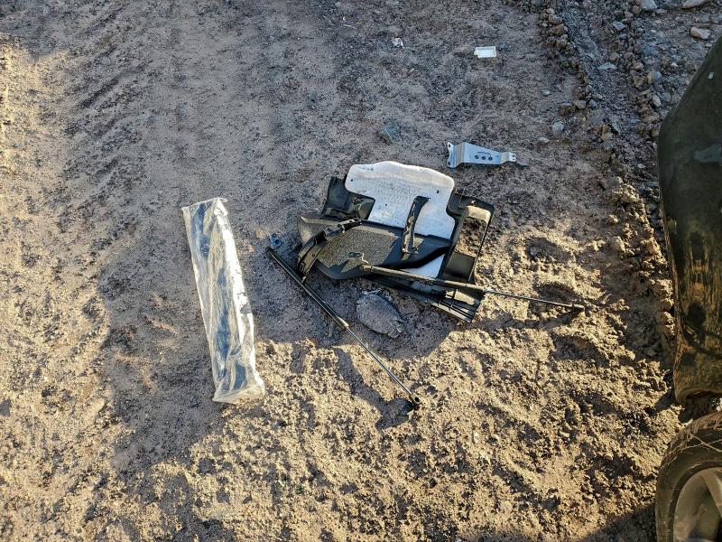 Фото 12 - LEXUS IS