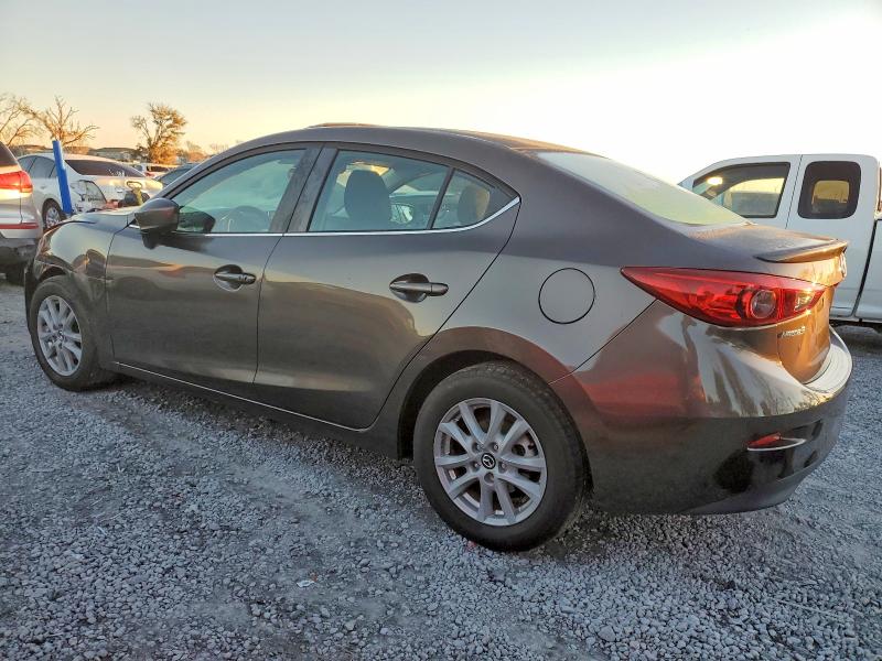 Фото 2 - MAZDA 3