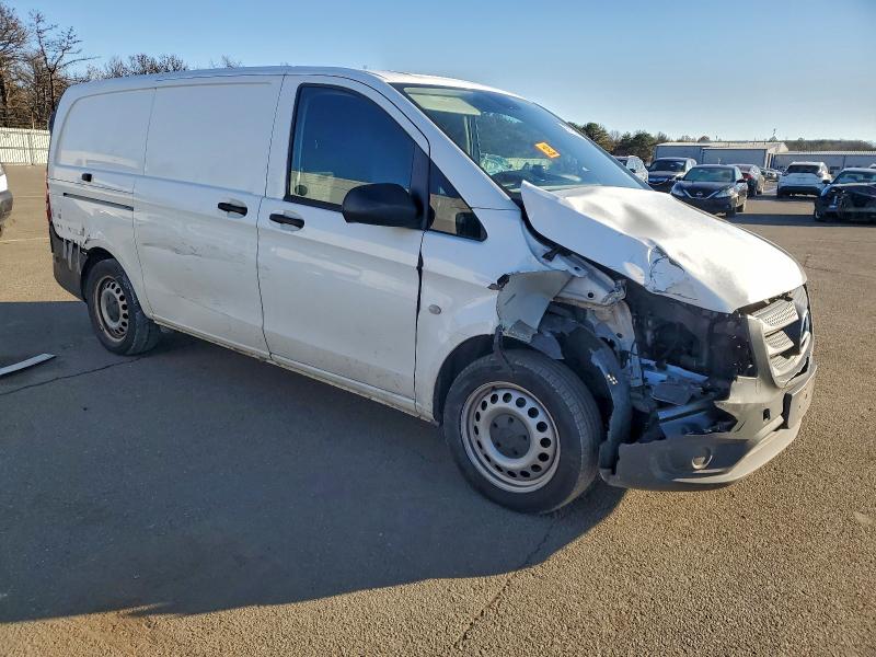 Фото 4 - MERCEDES-BENZ METRIS