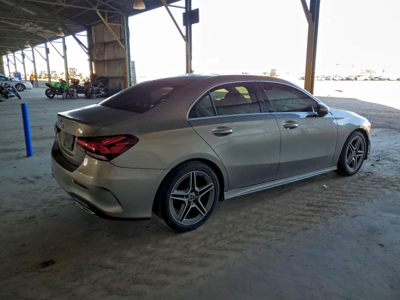 Фото 3 - MERCEDES-BENZ A-CLASS