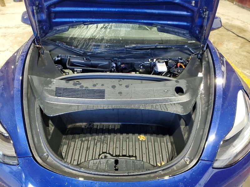 Фото 11 - TESLA MODEL 3