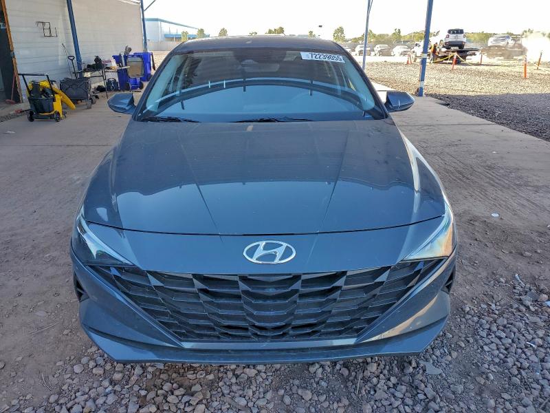 Фото 5 - HYUNDAI ELANTRA