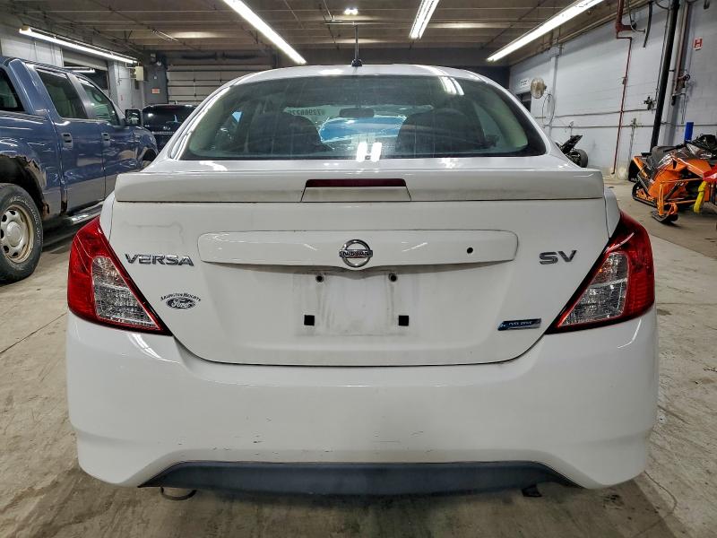 Фото 6 - NISSAN VERSA