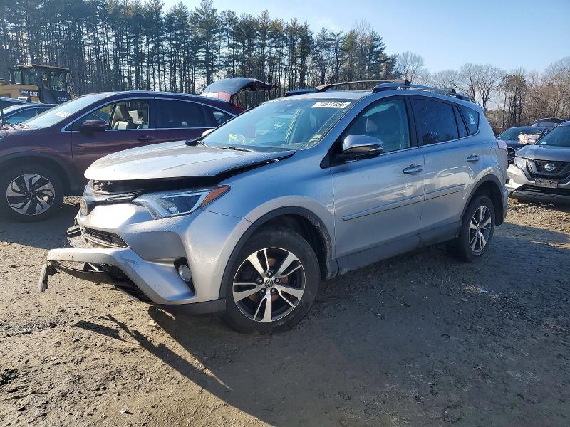 Фото 1 - TOYOTA RAV4