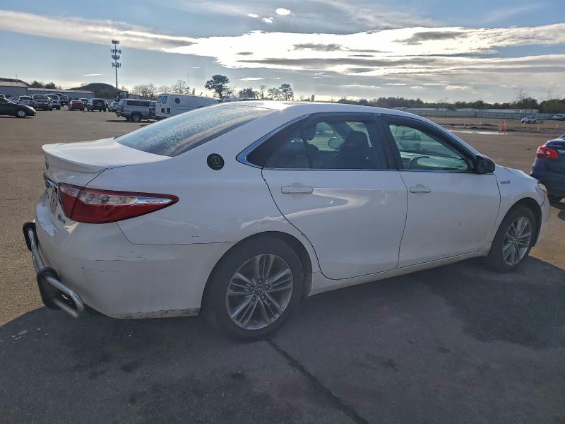 Фото 3 - TOYOTA CAMRY