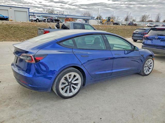 Фото 3 - TESLA MODEL 3