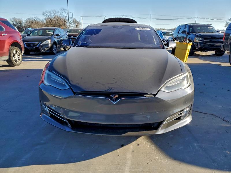 Фото 5 - TESLA MODEL S