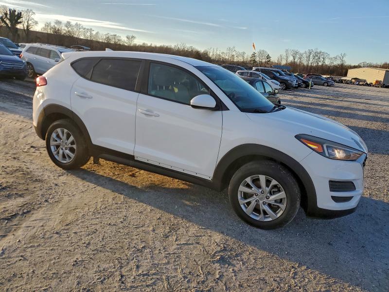 Фото 4 - HYUNDAI TUCSON