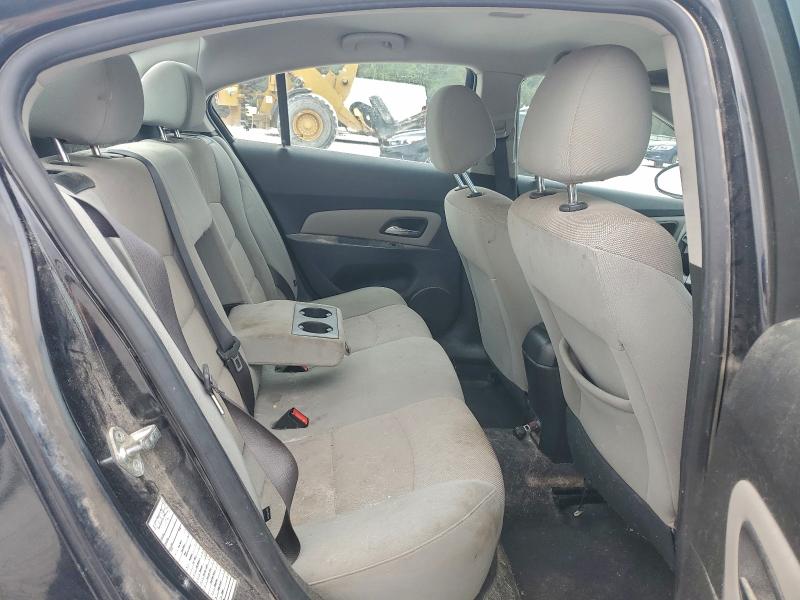 Фото 10 - CHEVROLET CRUZE