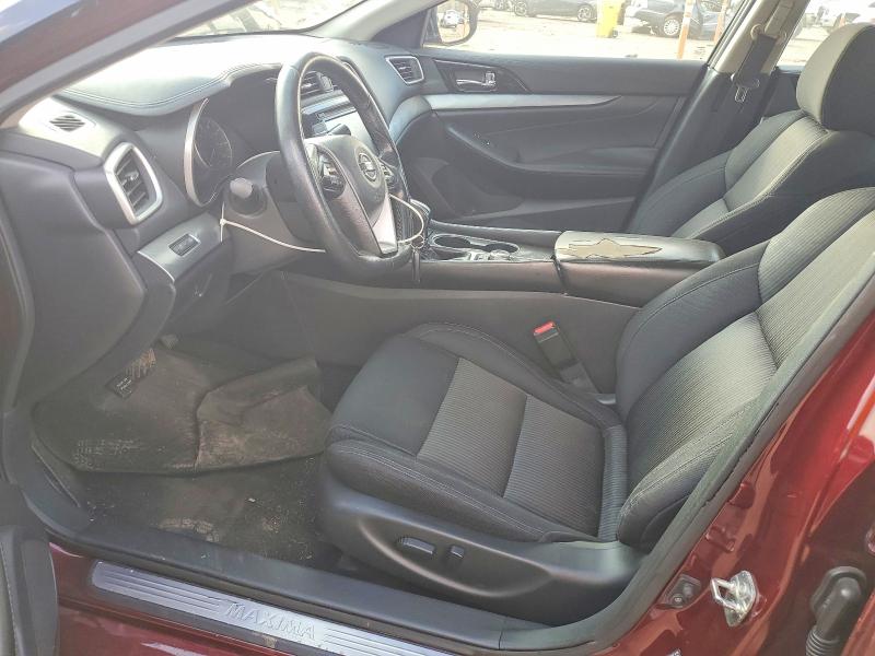 Фото 7 - NISSAN MAXIMA