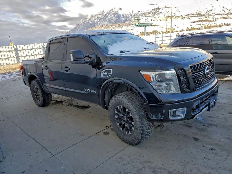 Фото 4 - NISSAN TITAN