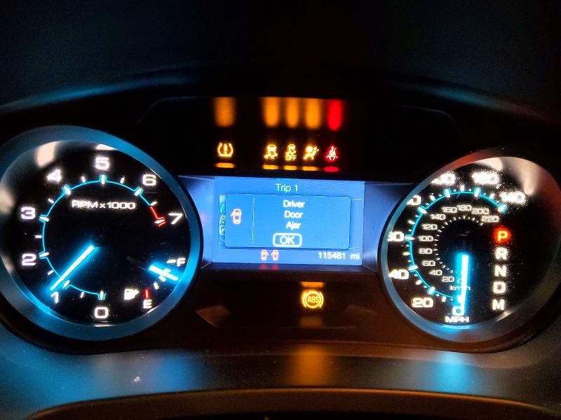 Фото 9 - FORD EXPLORER