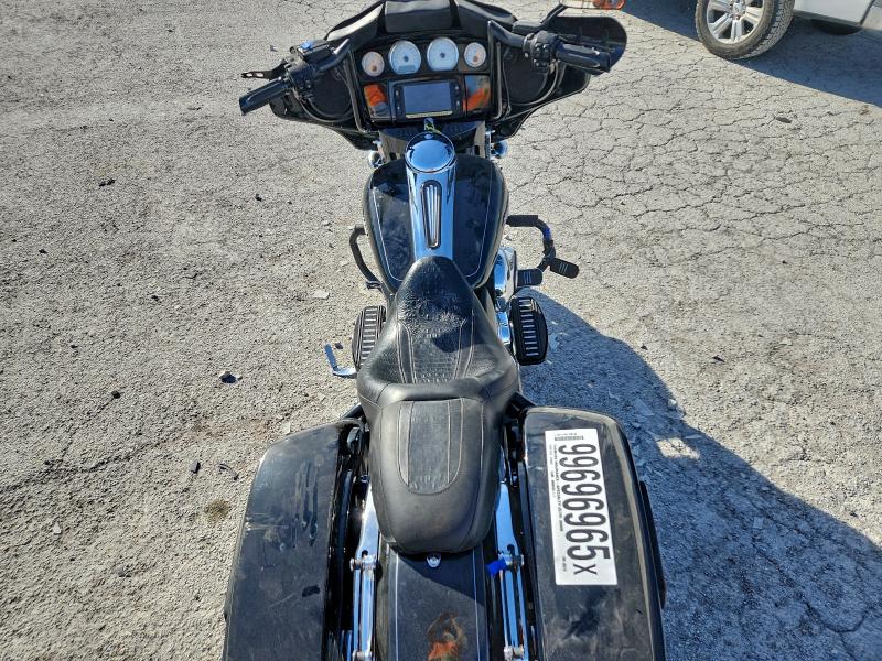 HARLEY-DAVIDSON FL 2014