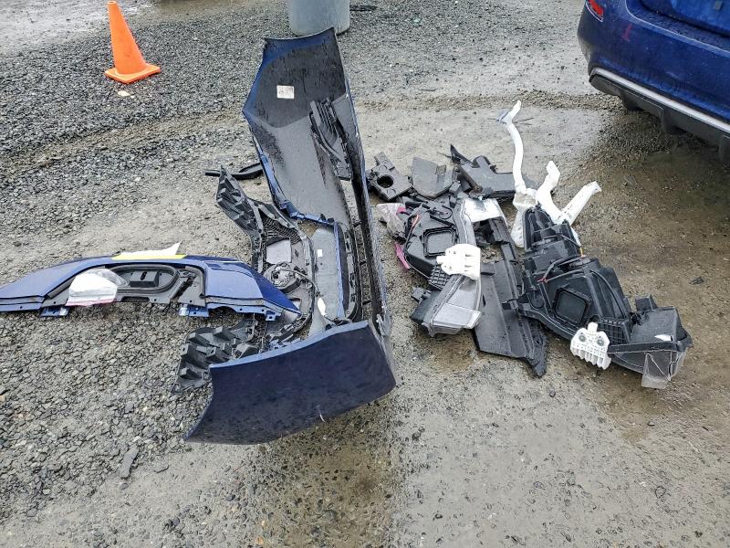 Фото 13 - NISSAN LEAF