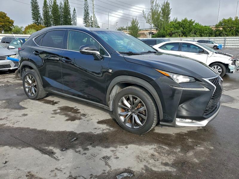 Фото 4 - LEXUS NX