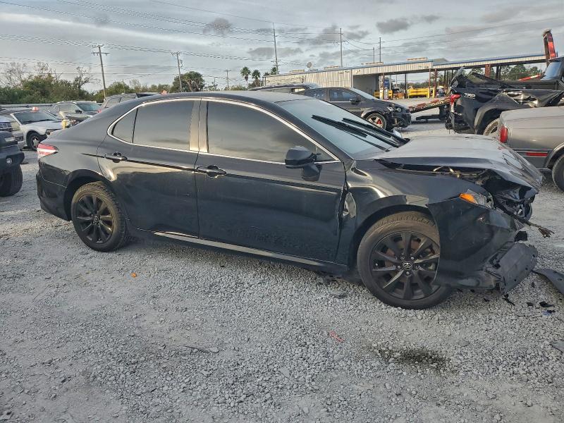 Фото 4 - TOYOTA CAMRY