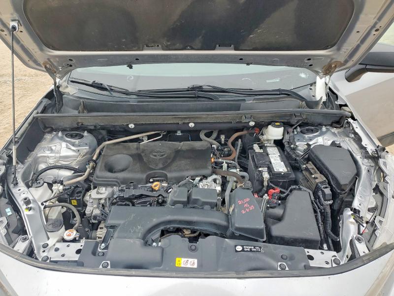 Фото 11 - TOYOTA RAV4