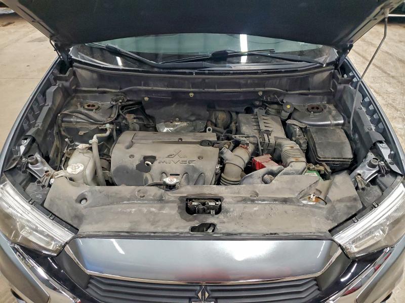 Фото 12 - MITSUBISHI OUTLANDER