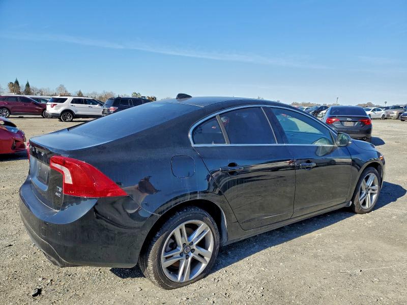 Фото 3 - VOLVO S60