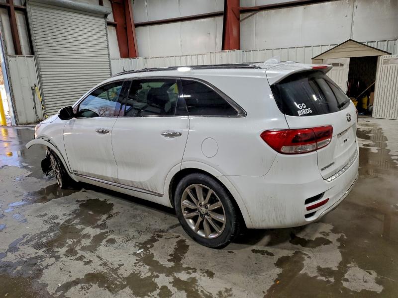 Фото 2 - KIA SORENTO