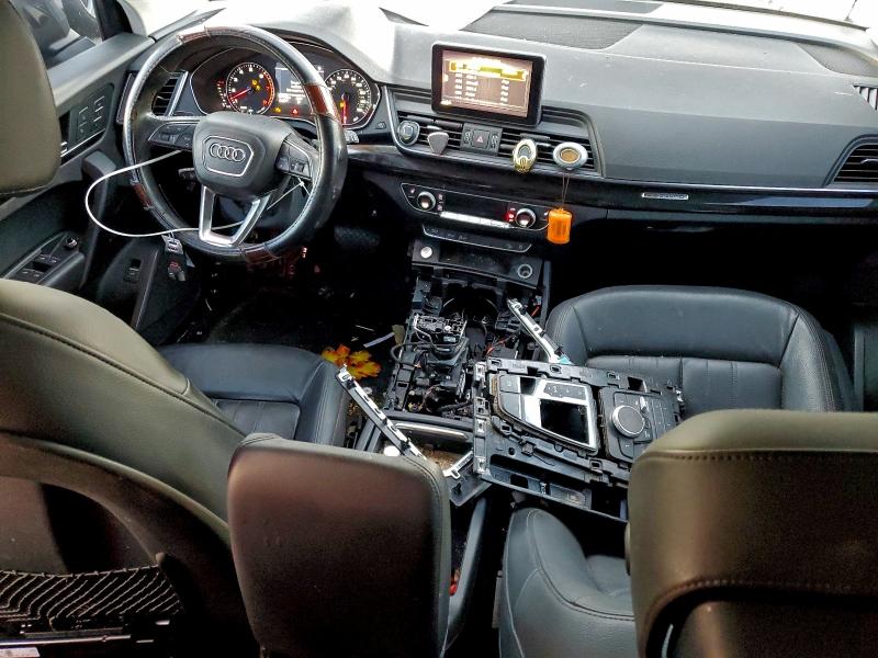 Фото 8 - AUDI Q5