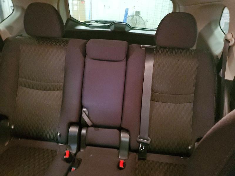 Фото 10 - NISSAN ROGUE