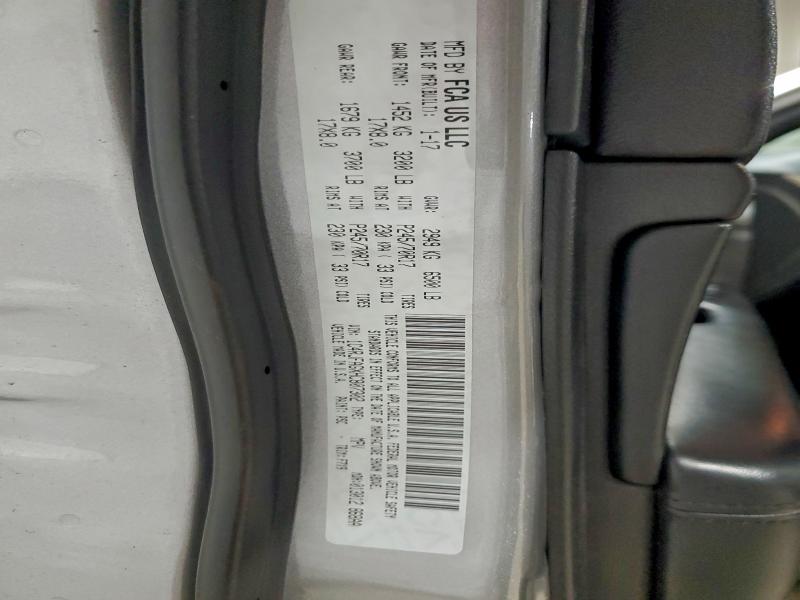 Фото 13 - JEEP GRAND CHER