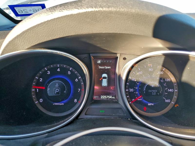 Фото 9 - HYUNDAI SANTA FE