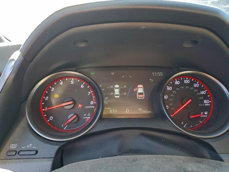 Фото 9 - TOYOTA CAMRY