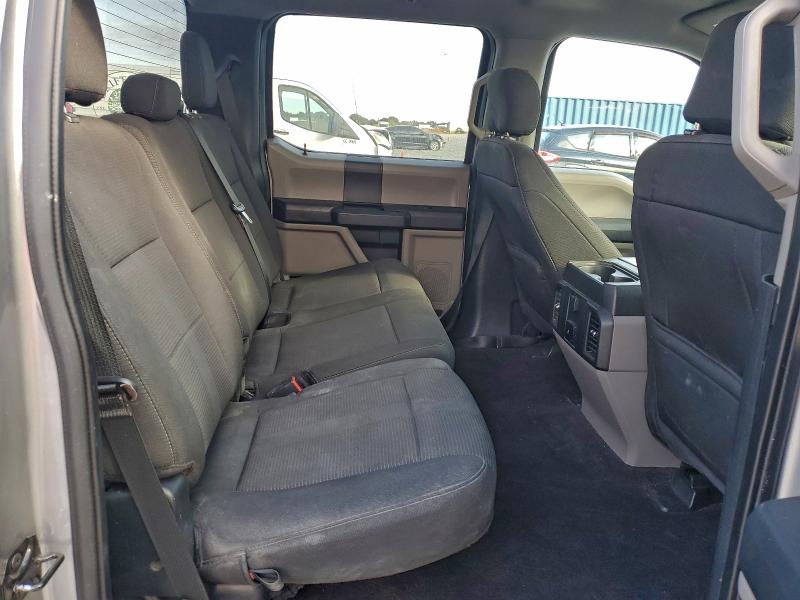 Фото 10 - FORD F-150