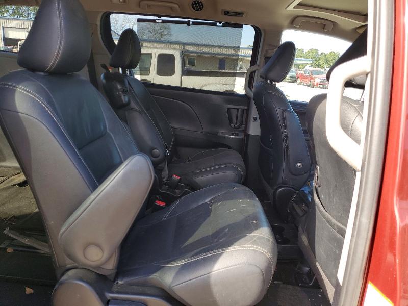 Фото 11 - TOYOTA SIENNA