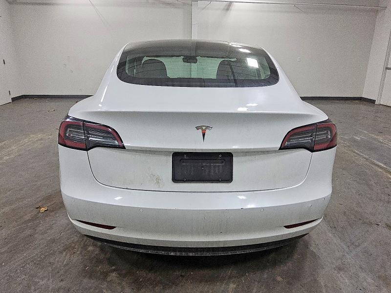 Фото 6 - TESLA MODEL 3