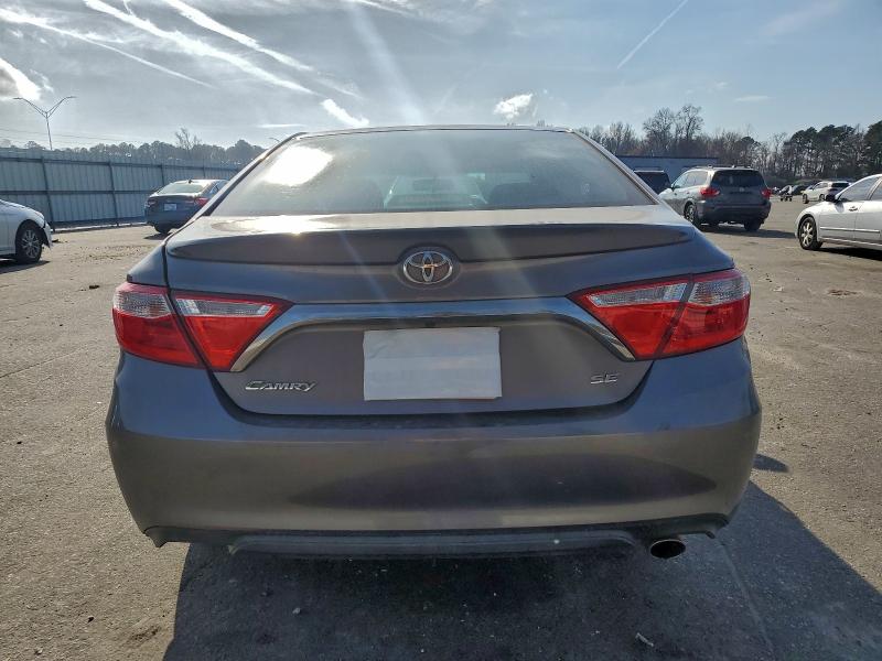 Фото 6 - TOYOTA CAMRY