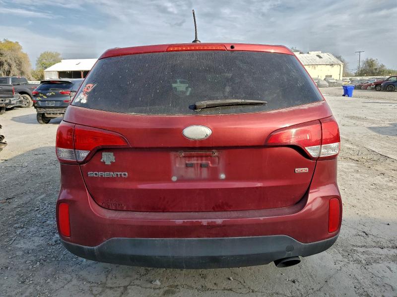 Фото 6 - KIA SORENTO