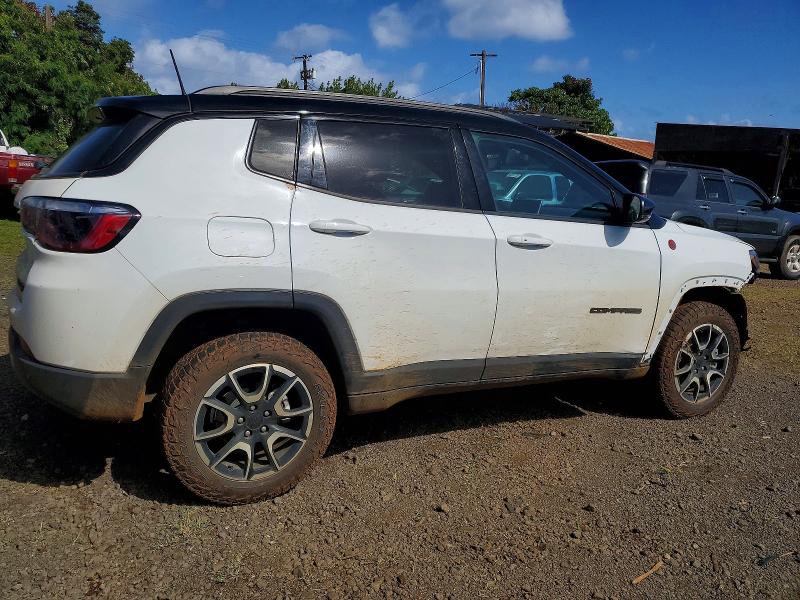 Фото 3 - JEEP COMPASS