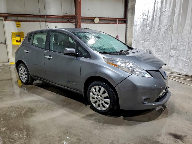 Фото 4 - NISSAN LEAF