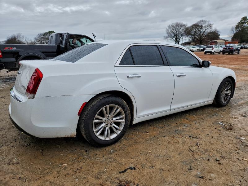 Фото 3 - CHRYSLER 300