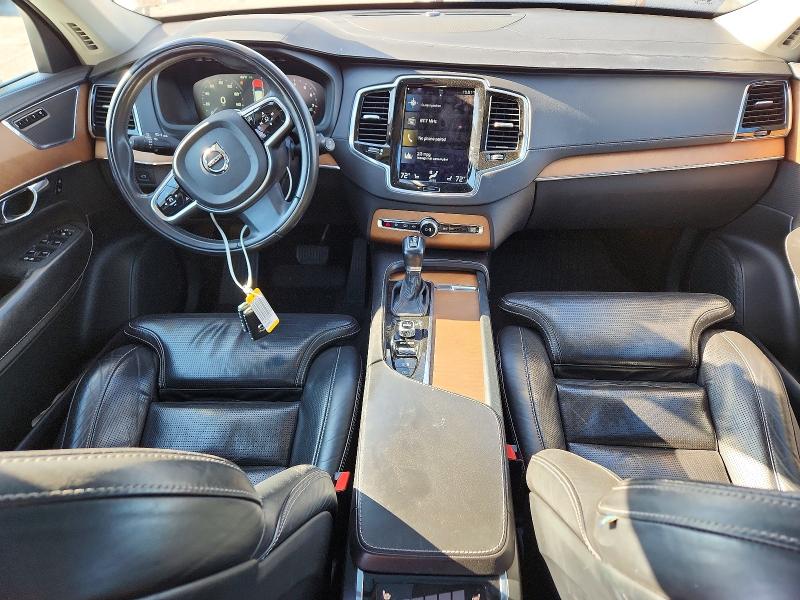 Фото 8 - VOLVO XC90