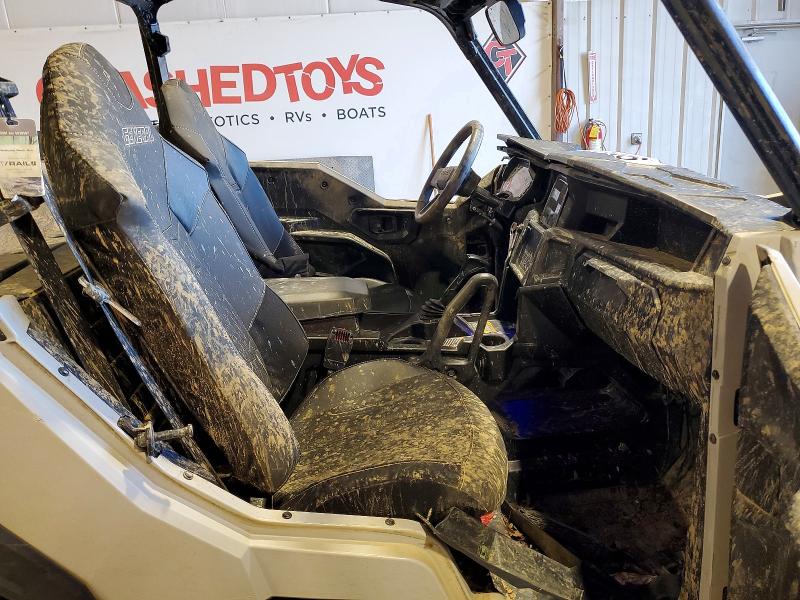 POLARIS GENERAL 10 2024