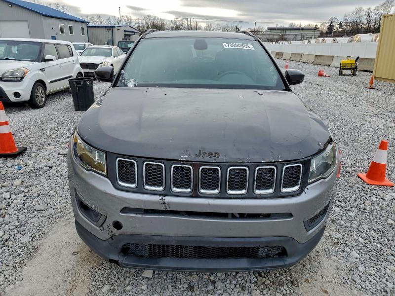 Фото 5 - JEEP COMPASS