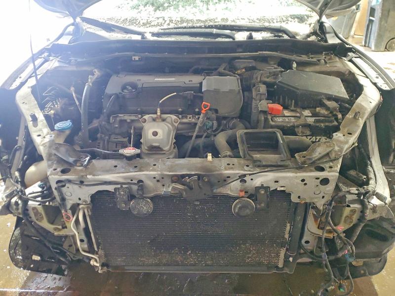 Фото 11 - HONDA ACCORD