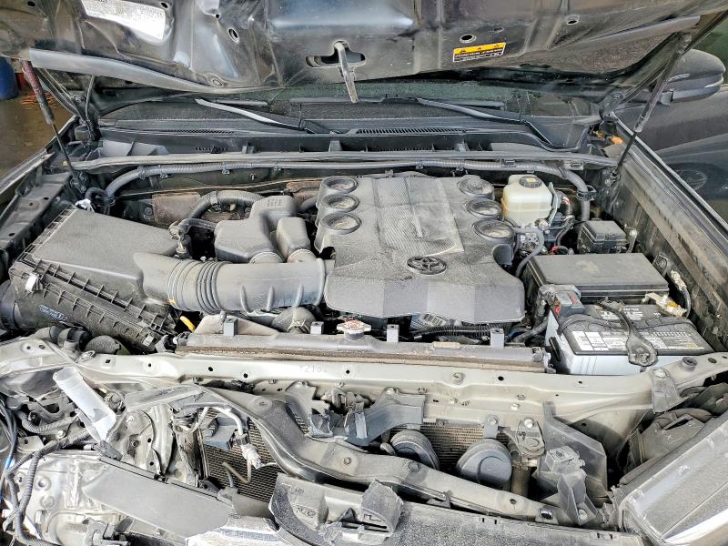 Фото 12 - TOYOTA 4RUNNER