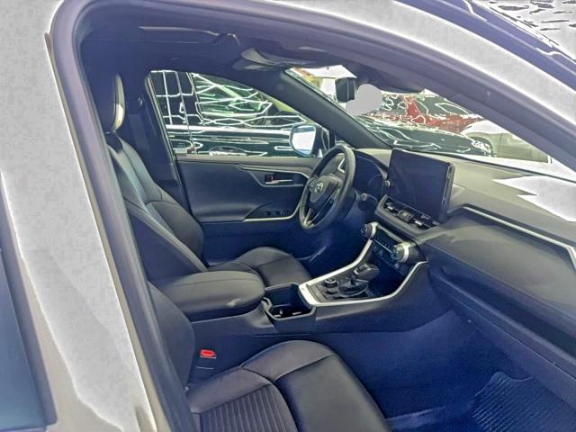 Фото 5 - TOYOTA RAV4