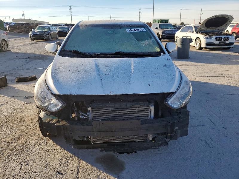 Фото 5 - HYUNDAI ACCENT