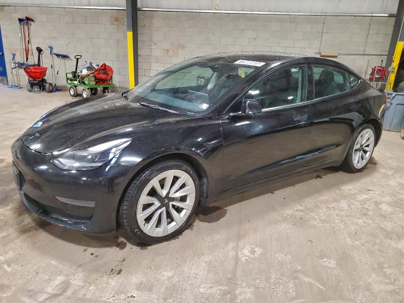 Фото 1 - TESLA MODEL 3