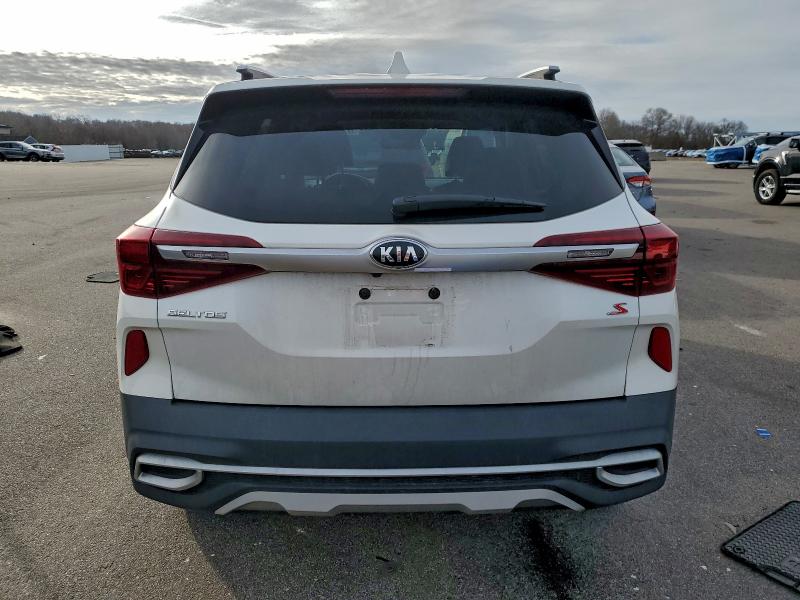 Фото 6 - KIA SELTOS