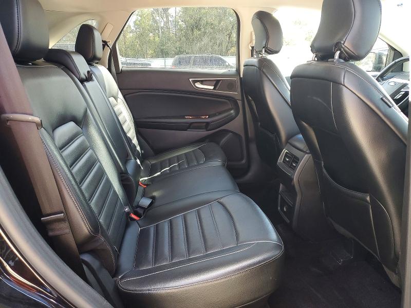 Фото 10 - FORD EDGE