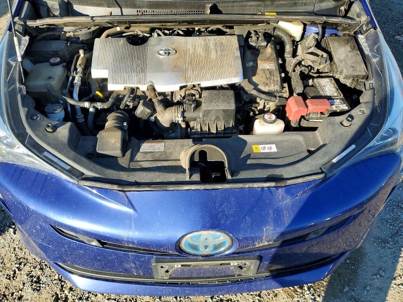 Фото 11 - TOYOTA PRIUS