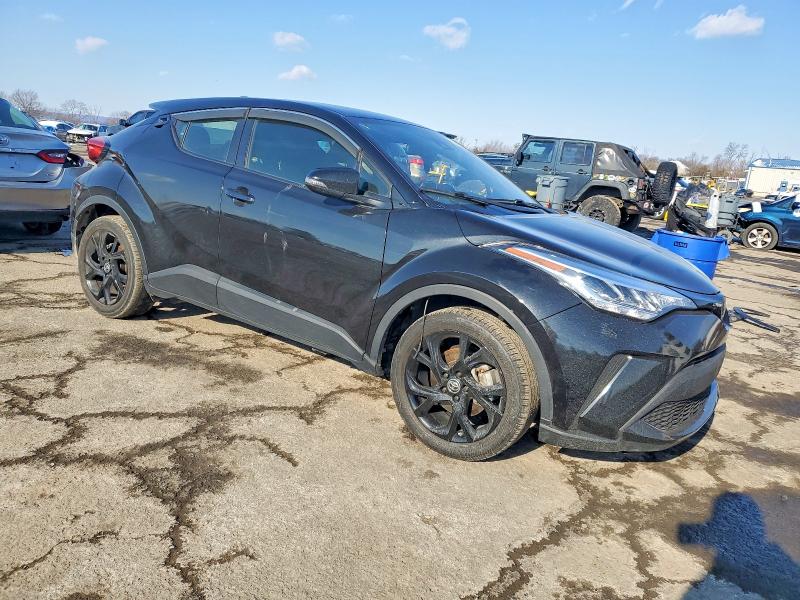Фото 4 - TOYOTA C-HR